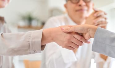 売却時の諸費用等、面倒な手続きも当社が一括解決!