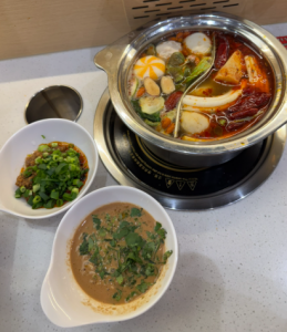 「サシ飲み」で循環させる、アースコムの組織力